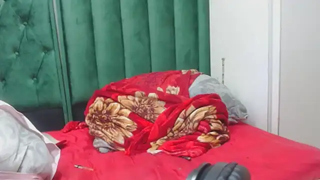 BUNNYCHOWX28 online show from February 2026 09:05:02 PM