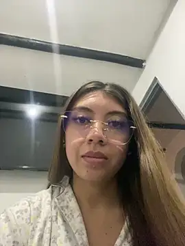 Sara-cooper2 online show from December 2025 12:12:02 PM