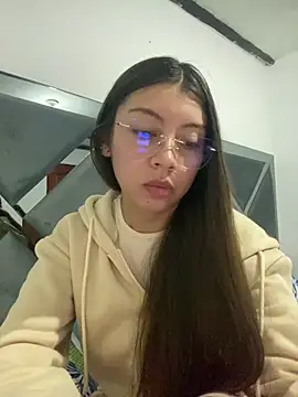 Snapshot of Sara-cooper2 chatting on June 2026 06:52:02 AM Sara-cooper2 online show from June 2026 06:52:02 AM