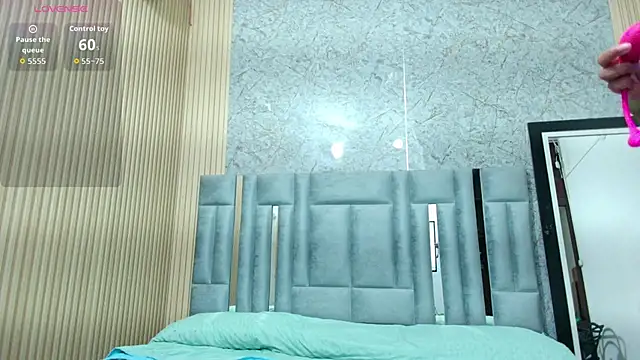 Snapshot of shyblacksweetiee chatting on February 2026 08:05:02 PM shyblacksweetiee online show from February 2026 08:05:02 PM