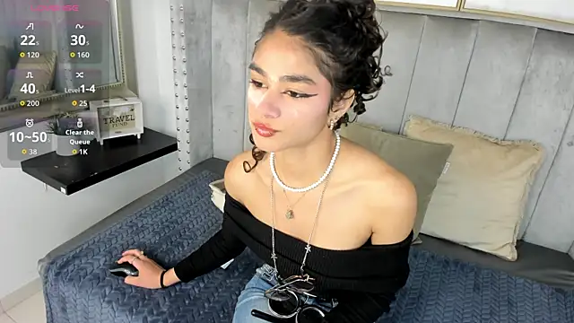 Snapshot of Puffy_Hearts chatting on October 2025 04:59:01 PM Puffy Hearts online show from October 2025 04:59:01 PM