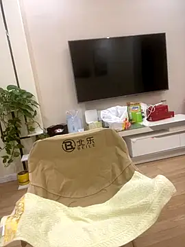 Mier-cn online show from October 2025 12:13:02 PM