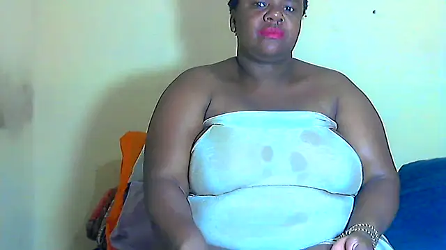 AnnabigpussyXO online show from January 2026 05:27:02 PM