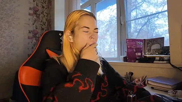 Witching Moon online show from November 2025 07:32:01 AM