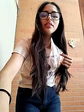 Snapshot of Goddesscut333 chatting on November 2025 06:42:02 PM Goddesscut333 online show from November 2025 06:42:02 PM