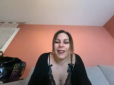 minettedusud online show from February 2026 07:26:01 AM
