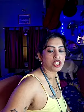Snapshot of Love_Beauty01 chatting on March 2026 07:09:01 PM Love Beauty01 online show from March 2026 07:09:01 PM