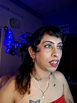 Snapshot of Love_Beauty01 chatting on April 2026 06:57:01 PM Love Beauty01 online show from April 2026 06:57:01 PM