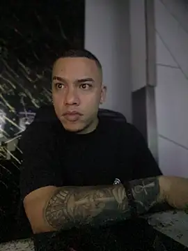 Snapshot of AlphaMasterXxx chatting on November 2025 08:37:01 AM AlphaMasterXxx online show from November 2025 08:37:01 AM