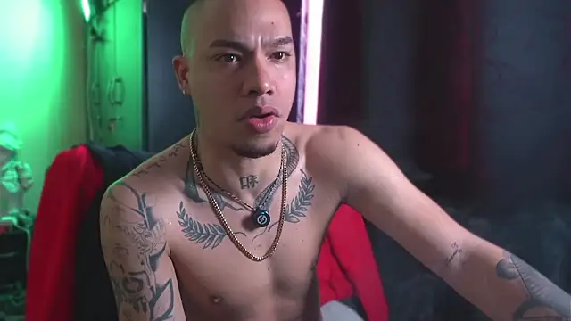 AlphaMasterXxx online show from February 2026 03:55:01 PM