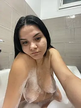 Snapshot of Selena_y chatting on November 2025 07:52:02 PM Selena y online show from November 2025 07:52:02 PM