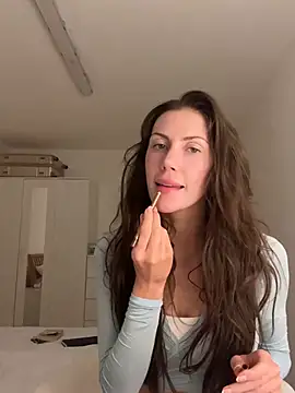 MilaRenee online show from March 2026 09:54:01 PM