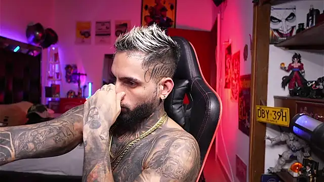 logan hugh8 online show from April 2026 07:31:01 AM