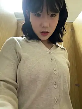 luluya1314 online show from April 2026 11:21:01 AM