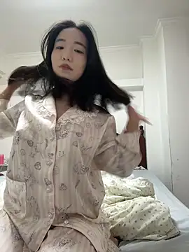Snapshot of luluya1314 chatting on June 2026 05:53:02 AM luluya1314 online show from June 2026 05:53:02 AM