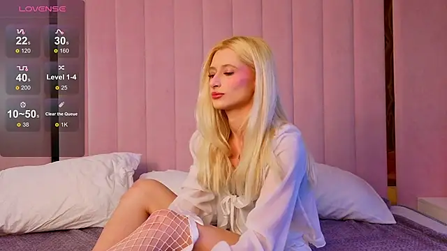 Monica Leen online show from October 2025 06:30:02 AM