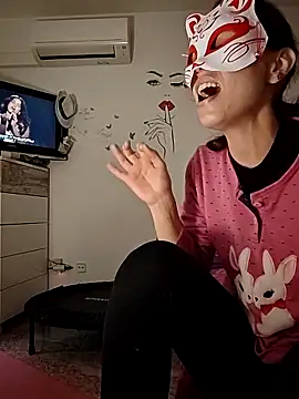 Snapshot of SweetSun69 chatting on December 2025 02:22:02 PM SweetSun69 online show from December 2025 02:22:02 PM