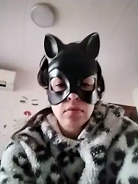 Snapshot of SweetSun69 chatting on February 2026 03:00:02 PM SweetSun69 online show from February 2026 03:00:02 PM