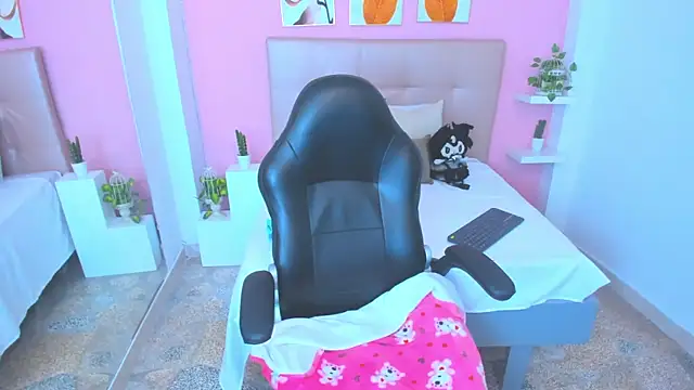 Miku Kita online show from September 2025 12:54:01 AM