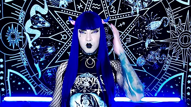 naomi satan online show from November 2025 12:32:01 AM