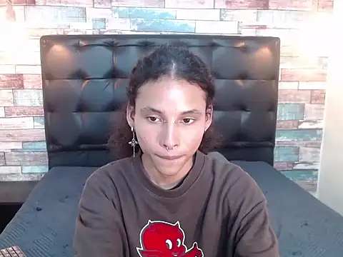 Andrew Landry online show from October 2025 03:58:01 PM