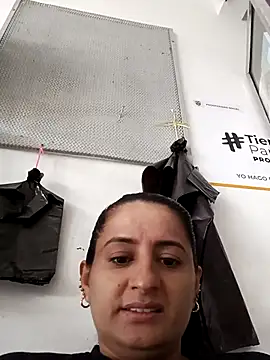 Titiss8921 online show from October 2025 11:58:02 AM