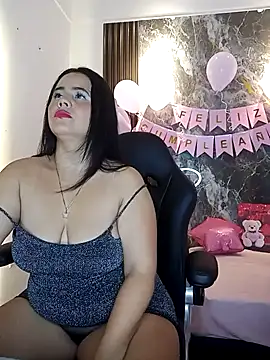 Snapshot of zafina_09 chatting on November 2025 09:25:02 PM zafina 09 online show from November 2025 09:25:02 PM