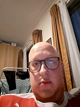 geilerd122 online show from October 2025 05:12:02 PM