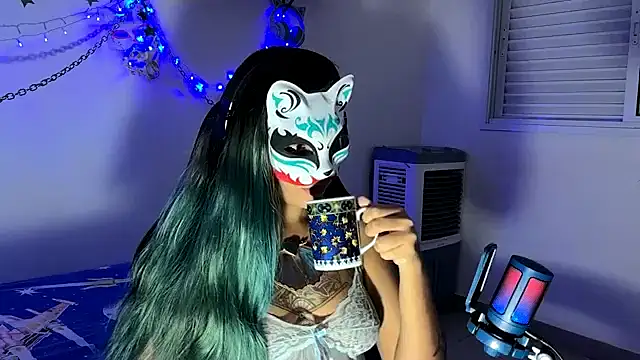 bluesubmissive online show from April 2026 02:00:02 AM