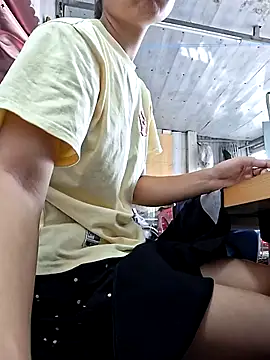 irina hana online show from October 2025 01:00:02 AM