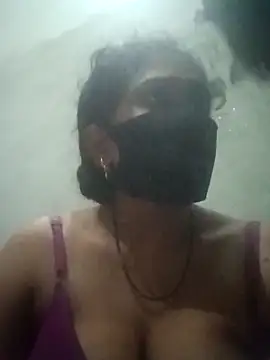 baddy8008 online show from September 2025 03:39:01 PM