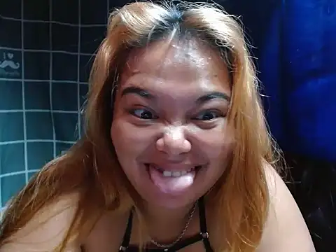 Snapshot of Hajaima chatting on November 2025 02:50:02 PM Hajaima online show from November 2025 02:50:02 PM