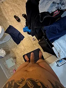 EsDezz88 online show from December 2025 01:34:01 AM