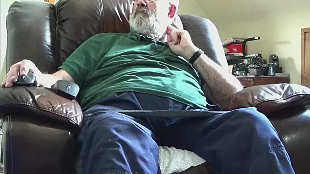 janzer13 online show from April 2026 01:10:02 PM