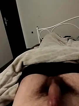 Snapshot of tip_hard_cock chatting on September 2025 05:07:02 PM tip hard cock online show from September 2025 05:07:02 PM