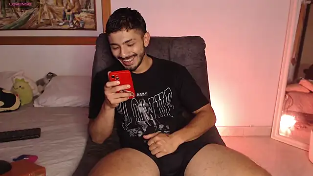 Snapshot of ArturoCardona_ chatting on February 2026 11:38:01 PM ArturoCardona online show from February 2026 11:38:01 PM