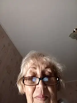 Snapshot of Anatolia5961 chatting on October 2025 03:18:02 AM Anatolia5961 online show from October 2025 03:18:02 AM