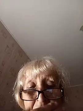 Snapshot of Anatolia5961 chatting on November 2025 03:56:01 PM Anatolia5961 online show from November 2025 03:56:01 PM