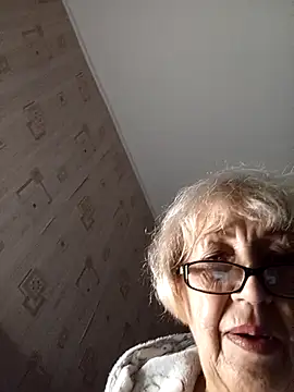 Snapshot of Anatolia5961 chatting on November 2025 04:10:02 AM Anatolia5961 online show from November 2025 04:10:02 AM