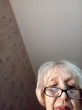 Snapshot of Anatolia5961 chatting on November 2025 05:18:02 AM Anatolia5961 online show from November 2025 05:18:02 AM