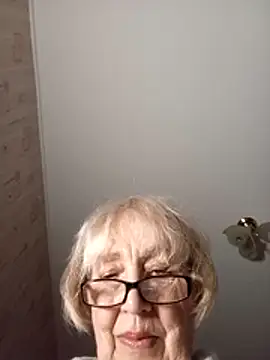 Snapshot of Anatolia5961 chatting on November 2025 04:06:02 PM Anatolia5961 online show from November 2025 04:06:02 PM