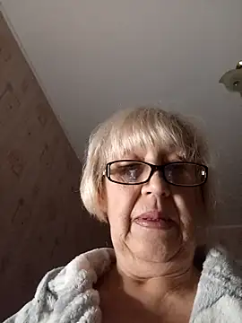 Snapshot of Anatolia5961 chatting on December 2025 01:55:02 AM Anatolia5961 online show from December 2025 01:55:02 AM