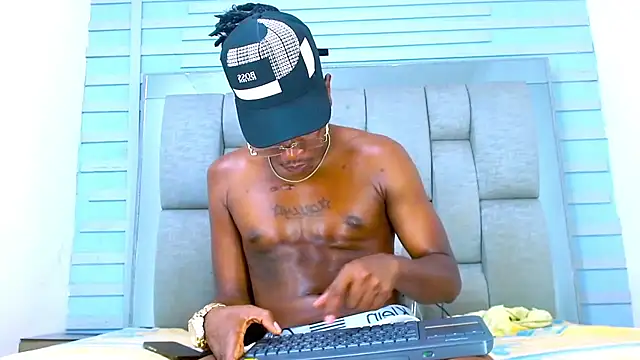 Black Fire10 online show from September 2025 07:51:02 PM