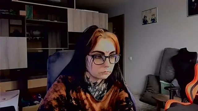 Snapshot of HighelikeGirl chatting on September 2025 10:06:02 AM HighelikeGirl online show from September 2025 10:06:02 AM