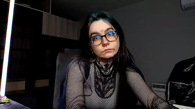 Snapshot of HighelikeGirl chatting on October 2025 11:00:01 AM HighelikeGirl online show from October 2025 11:00:01 AM