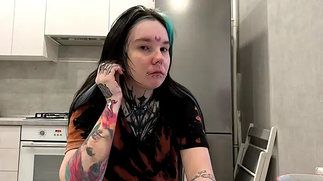 Snapshot of HighelikeGirl chatting on January 2026 07:12:01 AM HighelikeGirl online show from January 2026 07:12:01 AM