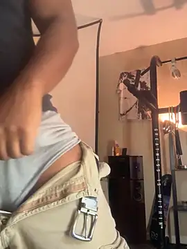 KeYBuMp323 online show from October 2025 02:51:02 PM