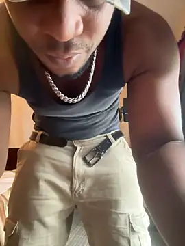 KeYBuMp323 online show from October 2025 02:56:02 PM