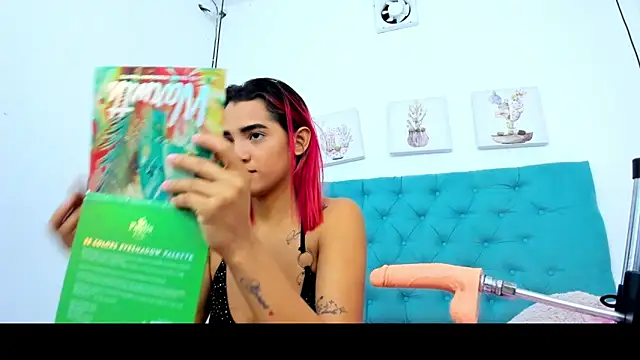 Snapshot of cris_dulce chatting on November 2025 03:34:02 PM cris dulce online show from November 2025 03:34:02 PM