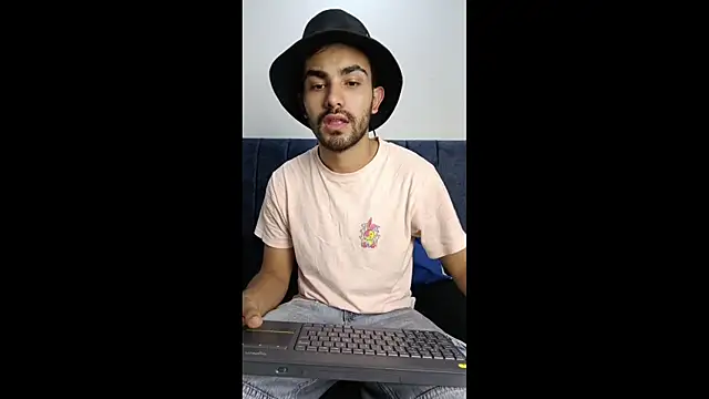 JuanchoAfpa online show from October 2025 02:26:01 AM